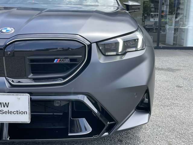 自動車保険も純正のクオリティを。BMWの正規ディーラーのみが取り扱い可能な、BMW専用自動車保険。専任のスタッフが皆様のカーライフを24時間365日サポート致します。