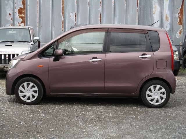 とても調子の良い車両です。車検整備が令和8年8月まで付きます。きちんと整備をし、クリーニングをしてお渡しいたします。快適にお乗りいただけます。諸費用すべて含め、この金額。かなりお買い得かと思います。