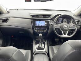 【インパネ全体】全方位で視界が広く、高い目線で運転もしやすいです！