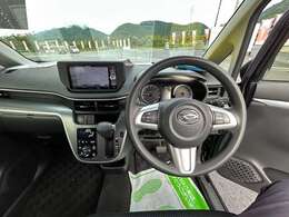 営業時間は10：00～18：00です。定休日は毎週木曜となっております。臨時休業となる場合がございますので、ご来店の際は事前にご連絡をお願いいたします。