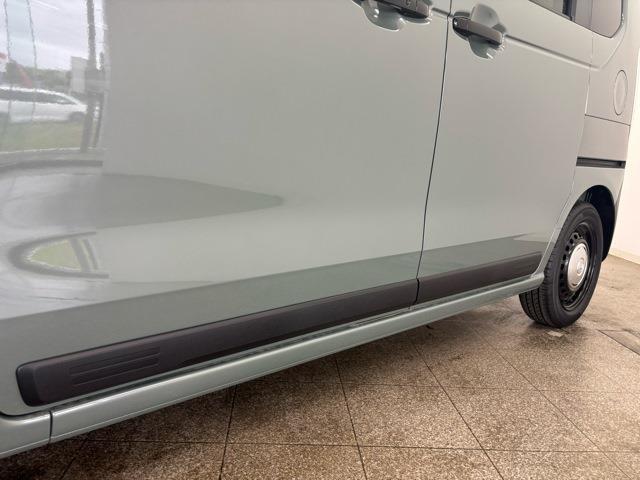 株式会社オートコミュニケーションズ　成田店の車両を拝見頂きありがとうございます。ご不明な点やなどご要望がございましたら、お気軽にメールもしくは、TEL：043-496-1222にてお問い合わせください。