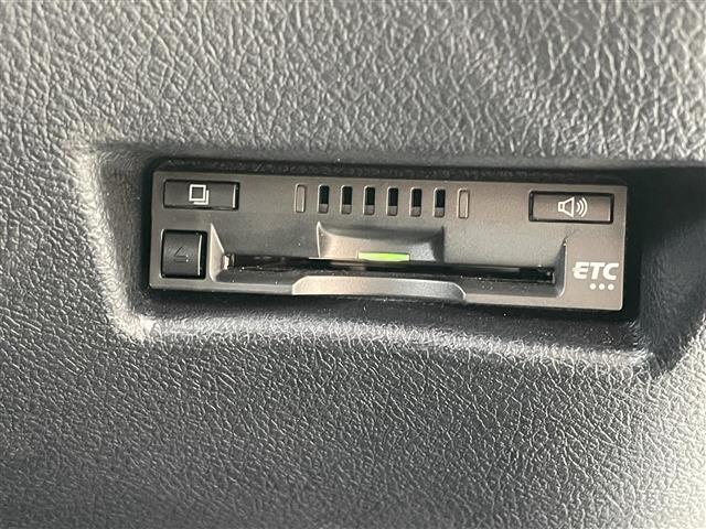 【ETC】高速道路を運転する際に便利なETCもついてます！