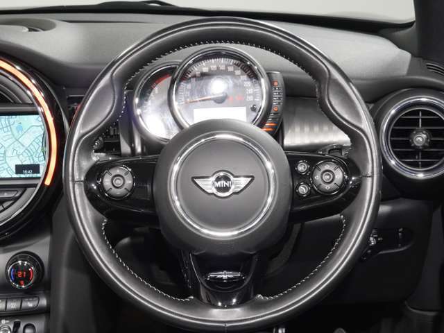 ■お車でのアクセスは 首都高速「用賀IC」 や第三京浜「玉川IC」からすぐ！環八道路内回り沿い、駐車場完備■電車の場合は東急大井町線「上野毛駅」 もしくは、東急田園都市線「用賀駅」が最寄り駅になります。
