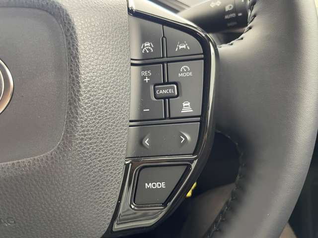【運転席操作部】快適なドライブを楽しむための機能が装備されています！運転席から触れるので、使いやすいです！除菌プランいれていただくと、さらに清潔で安心していただけます！