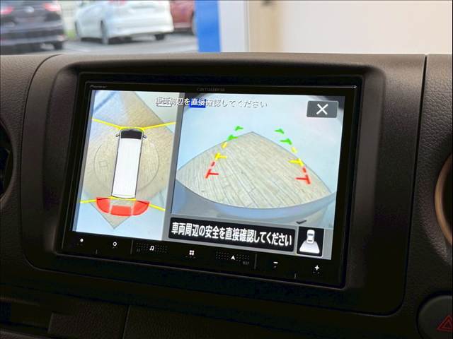 【アラウンドビューモニター】を装備で駐車が苦手な方でも安心です。