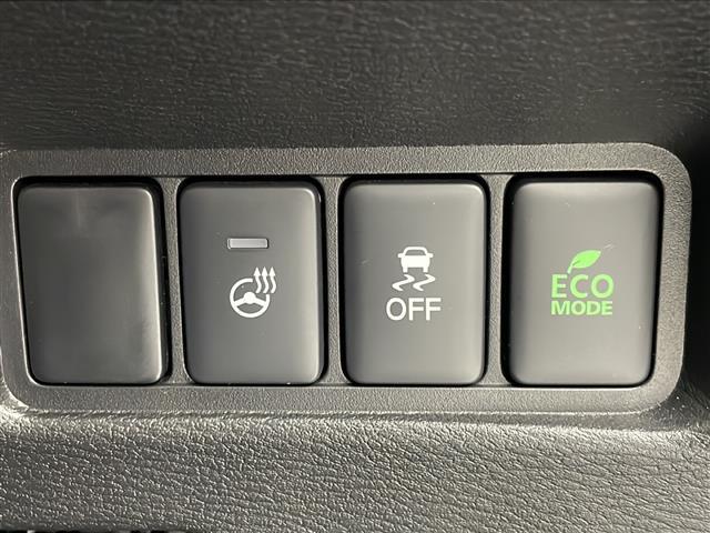 【運転席操作部】快適なドライブを楽しむための機能が装備されています！運転席から触れるので、使いやすいです！除菌プランいれていただくと、さらに清潔で安心していただけます！