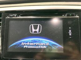 【メーカー純正ナビ】インテリアに溶け込むスタイリッシュな「専用設計」メーカーナビを装備♪視認性や操作性など基本性能にも優れ、より上質なカーライフをお楽しみいただけます。