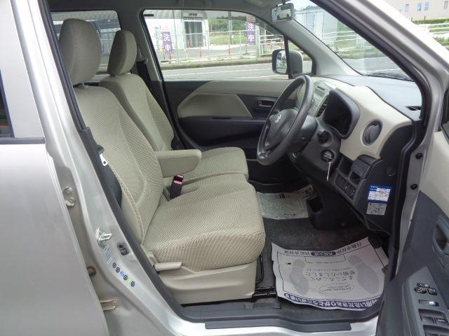 納車後の点検や整備、車検なども当店にお任せ下さい。ベテランスタッフが丁寧にお客様のお車を整備致します★また、こんなパーツがつけたい！装備が欲しい！などのご意見もお気軽にお伝え下さい！！