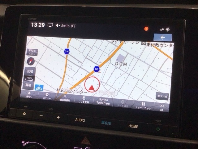 ギャザズナビ搭載です。知らない道も安心ですね！