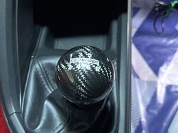 【フロア6速MT】走りの6速MT！！スポーティーな走行をお楽しみいただけます♪