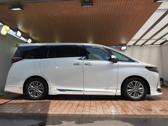 全国各地、お車納車できます！！車庫証明や面倒なお手続きも代行できます。初めてのご購入も安心できるように、丁寧にご説明致します。詳細写真もメールでお送りすることも可能ですのでお気軽にお申し付けください。