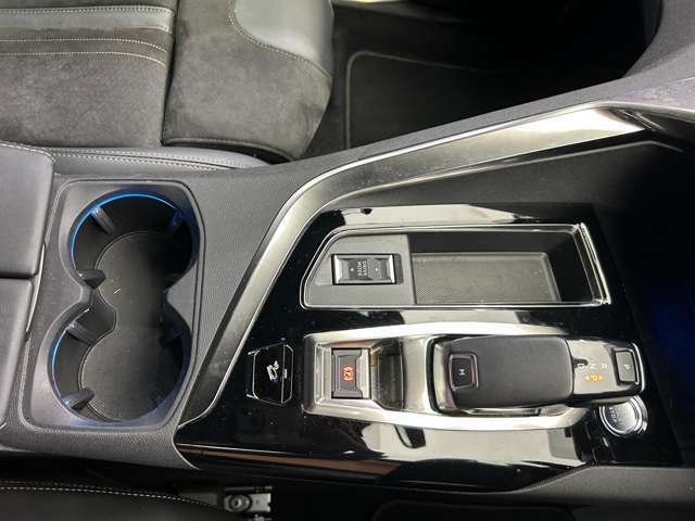 メンテナンスパックはご購入時だけのお得な点検・整備パック。点検コースと車検コースがございます。詳しくは店舗コーディネーターまでお問い合わせ下さい。