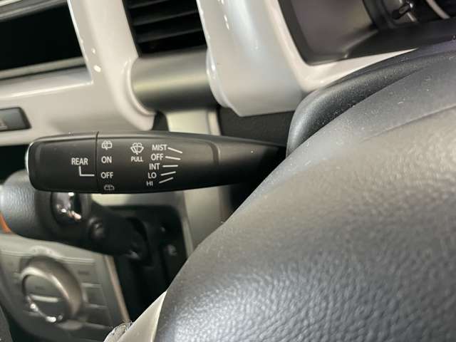 運転席周りに大きな傷、汚れ、へたりなどなく良質な状態です！
