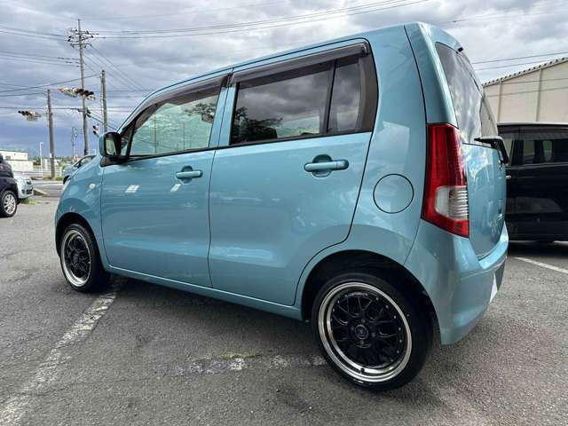 自社トラックご用意しております。遠方の納車も当社にて搬送致します,