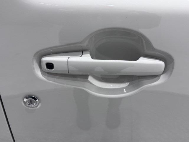 購入後の保証については、新車登録から最長7年間まで延長できるプランもご用意しています！詳しくはスタッフまでお問い合わせください！