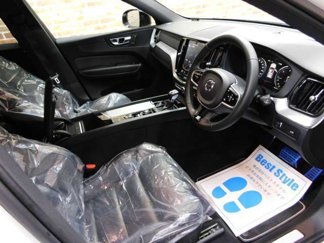 【最低30，000円の下取り金額をお約束♪】『車種』『年式』『走行距離』を問わず、つまり、どんなお車でも最低3万円の下取り金額をお約束。更にボルボでしたら更にプラス高査定をお約束♪