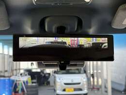 【デジタルインナーミラー】車両後方のカメラ映像をミラー面に映し出して、クリアな後方視界を確保。