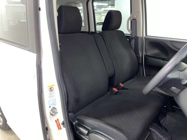 「運転席」シートなどの状態も良く、目立つような傷や汚れはありません！