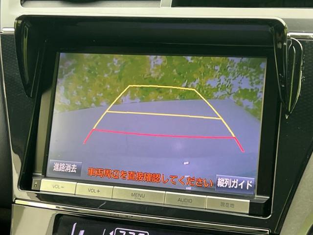 WECARSの展示場では実際に見て、触ってお車をお選びいただけます！知識の豊富な営業スタッフが様々なカーライフをご提案いたします！