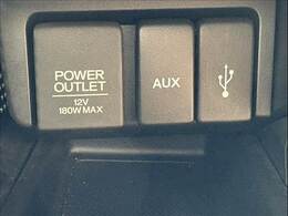 ☆AUX　USBポート