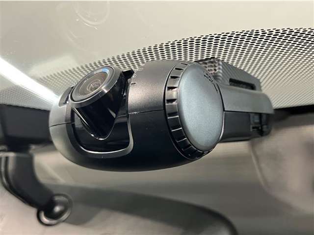 中古車のコンディションはそれぞれです、販売は原則として実車を見てからとさせて頂いております。是非見に来て下さいませ！