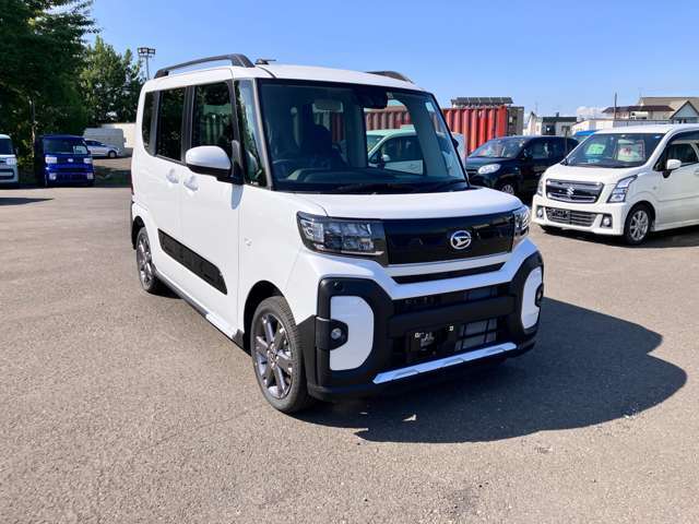 スズキ・ダイハツのサブディーラーとして全国販売優秀の実績！オールメーカーの軽未使用車・中古車はもちろんのこと、コンパクトカー・エコカーなどの普通車も豊富に在庫を取り揃えています！