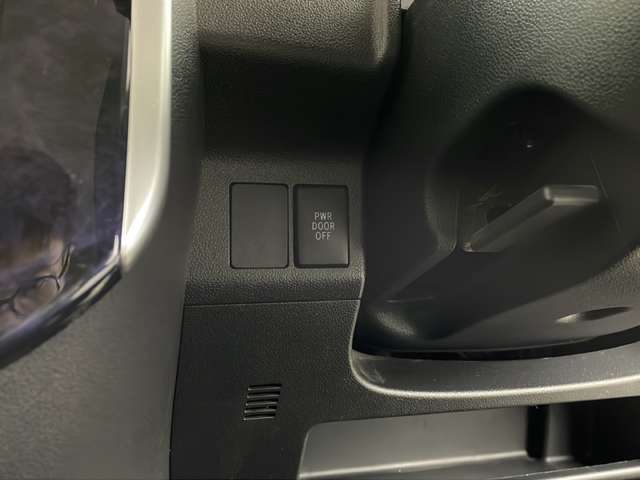 【運転席操作部】快適なドライブを楽しむための機能が装備されています！運転席から触れるので、使いやすいです！除菌プランいれていただくと、さらに清潔で安心していただけます！