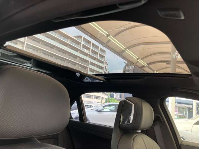★弊社のお車をご覧頂きありがとうございます。弊社は千葉県にあるBMW正規ディーラー店ですので安心してご検討下さい。全国各BMWディーラーにて保証サービスも受けられますので遠方のお客様もご安心下さい。★