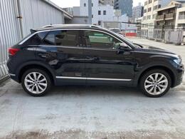 （サイドシルエット）ドアとボディーの隙間などをご覧頂くと、他社とは一線を画す精度の高さに気付かれると思います。