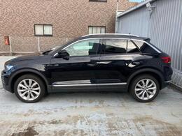 （サイドシルエット）ドアとボディーの隙間などをご覧頂くと、他社とは一線を画す精度の高さに気付かれると思います。