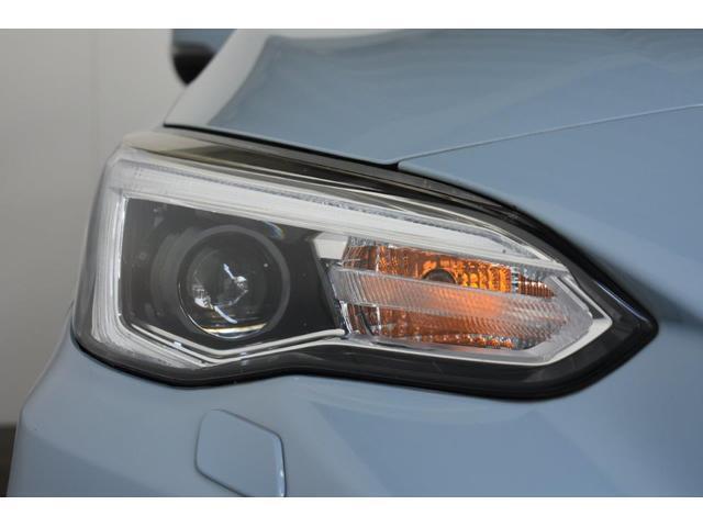 LEDヘッドライトで夜間の運転も安心です
