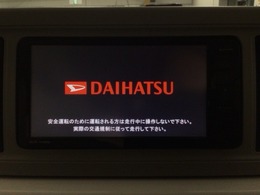 【オーディオ機能】ナビに一体のオーディオは、CDプレーヤーを装備♪もちろんFM/AMラジオもお聞きいただけますよ♪