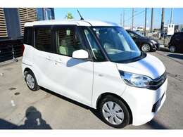 流山街道沿い！ブルーの看板が目印です。只今セール開催中！