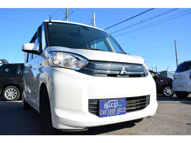 流山街道沿い！ブルーの看板が目印です。只今セール開催中！