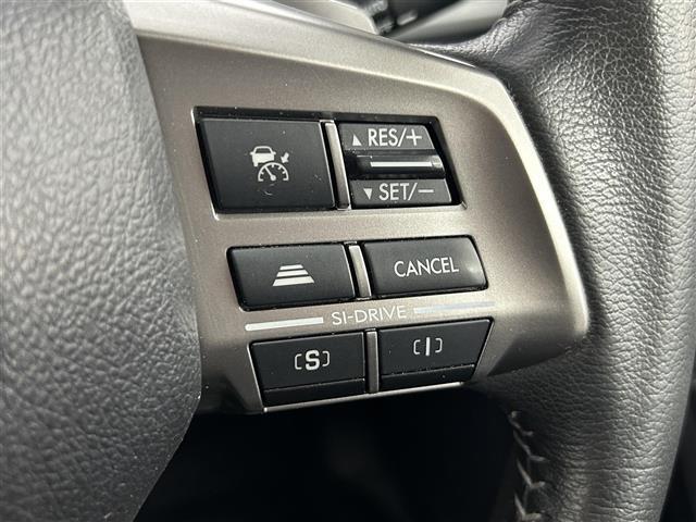【　アダプティブクルーズコントロール　】設定した車速内で自動で加減速♪先行車との車間距離を適切に維持した追従走行が可能です♪