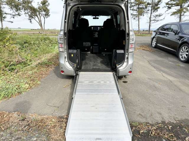 現車確認お待ちしております！出張査定などで不在にすることもございますので事前にご連絡頂けるとスムーズにお車をご案内できます♪