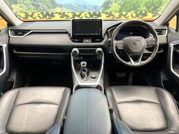 グループ総在庫数約30，000台！！全国の系列店からメーカー・車種問わずご紹介出来るので、あなたにピッタリのお車が見つかるはずです♪まずはお問い合わせ下さい☆