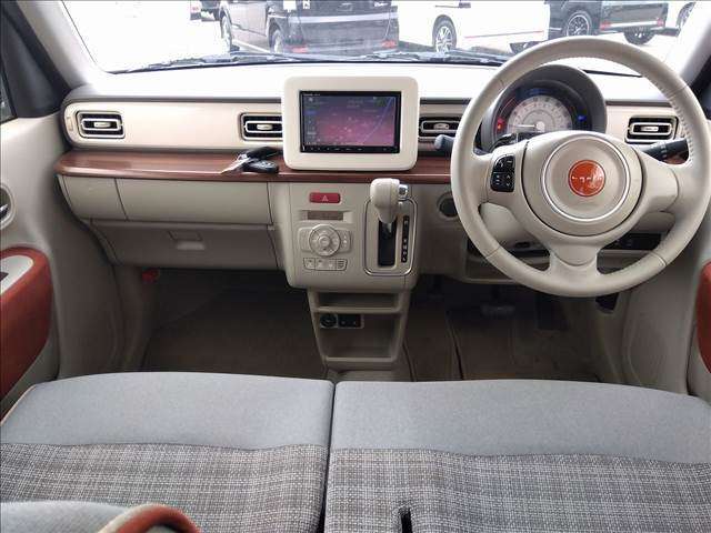 自動車保険の事ならフェニックスにお任せ♪◆保険専門部署があるから安心！◆事故・修理の相談、各種保険手続きは土日でもお電話がつながるので万が一の時でもすぐに対応させて頂きます！