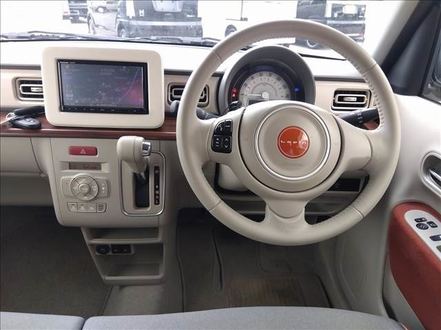 憧れの高級車や高年式車に半額据え置きで乗れてしまう残価設定型ローンの「ゴジュッパ」を導入◆残価設定を使用する事によって、低予算で、ご希望の車両が購入可能になりました◆詳細はスタッフに、ご確認下さい◆