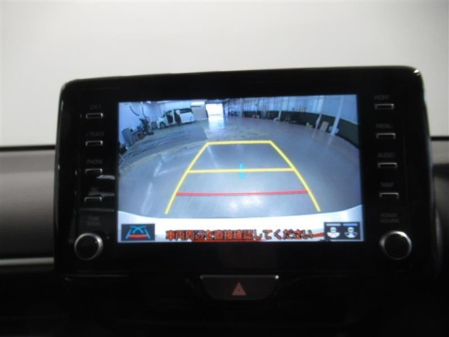 バックガイドモニターで、後方を確認しながら安心して駐車することができます。運転初心者も熟練者も必須の機能ですよ！