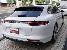 ◆パワーテールゲート ◆スポーツテールパイプ ◆ソフトクローズドア ◆前後パークアシスト