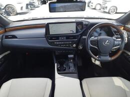 「この車の写真をもっと見たい」「状態が気になる」「この装備はついている？」どんな小さな疑問でもお気軽にお問い合わせください！