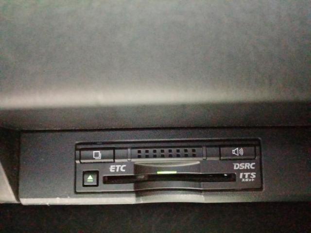 お車に合わせて無料保証以外にも、保証範囲、期間、距離を拡充させた有料保証もご用意しております！中古車の購入が初めてで不安・・・というお客様もご安心ください！