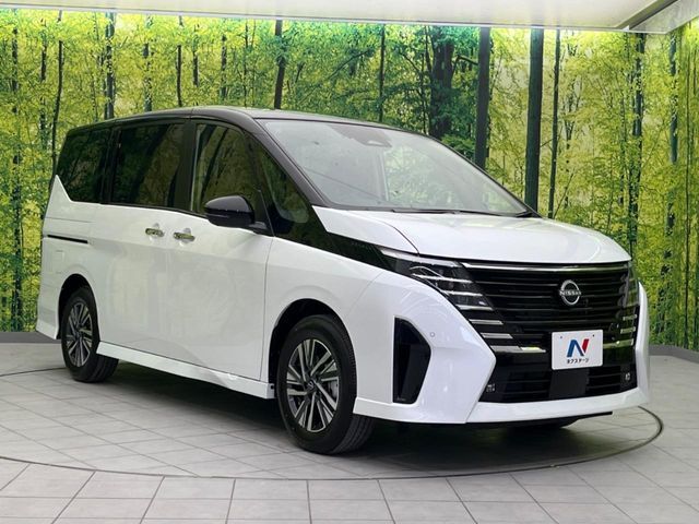 大好評のボディコーティング「弾スプラッシュコート」もご納車までに施工可能。通常のガラスコートと異なる、耐久年数6年の無機質ガラスコーティングが、ボディをキレイな状態に保ってくれます。