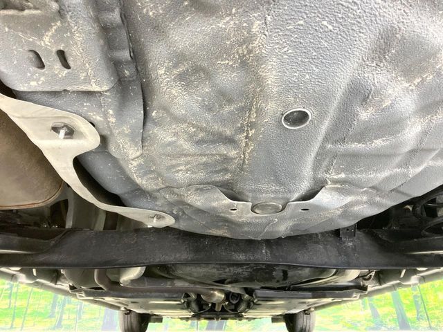 下回りがきれいなうちに、防錆加工の施工がオススメ。降雪地域はもちろん、沿岸部にお住いの方や、趣味でマリン・ウィンタースポーツをされる方にご好評いただいております。