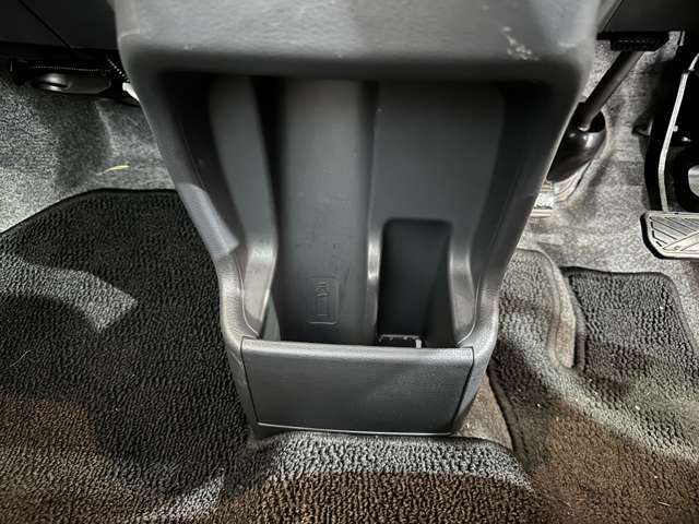 現在の在庫にお気に入りの車両が無ければ、国産車・輸入車問わず注文販売承ります。全国のオークション会場からお客様の条件にピッタリな一台を無料でお探し致します。お気軽にご相談ください。