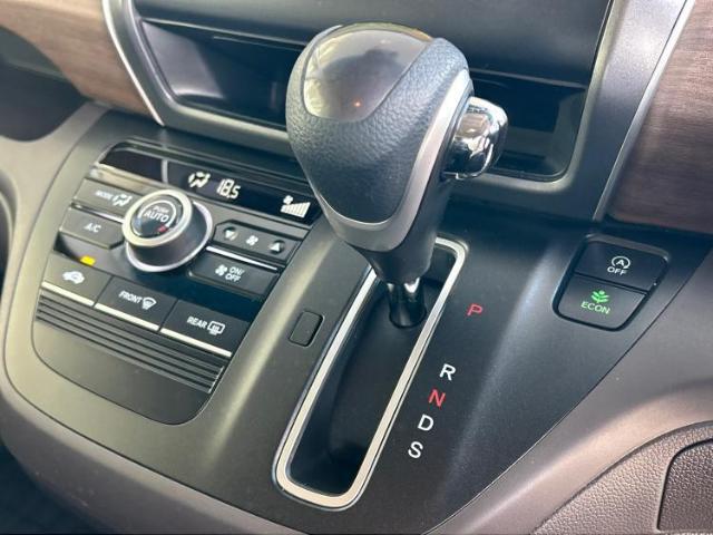 国産車から輸入車まで多様なお客様のニーズのお応えできるように、全国規模で豊富な在庫展開！車のことならWECARSへ！
