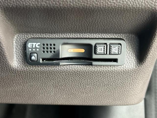 お車に合わせて無料保証以外にも、保証範囲、期間、距離を拡充させた有料保証もご用意しております！中古車の購入が初めてで不安・・・というお客様もご安心ください！