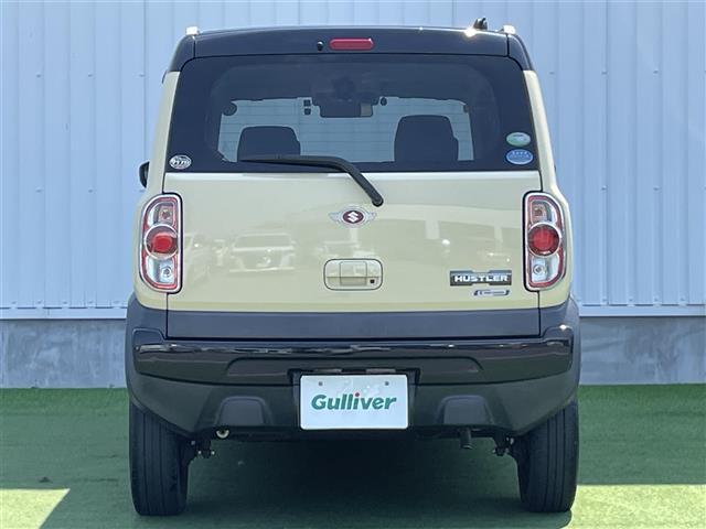 【トランク】積み込みやすくて、たっぷり積める荷室です。シートアレンジできるものは、乗車人数と荷物の量や大きさによってシートを動かすことができるので、より快適なドライブが可能です！
