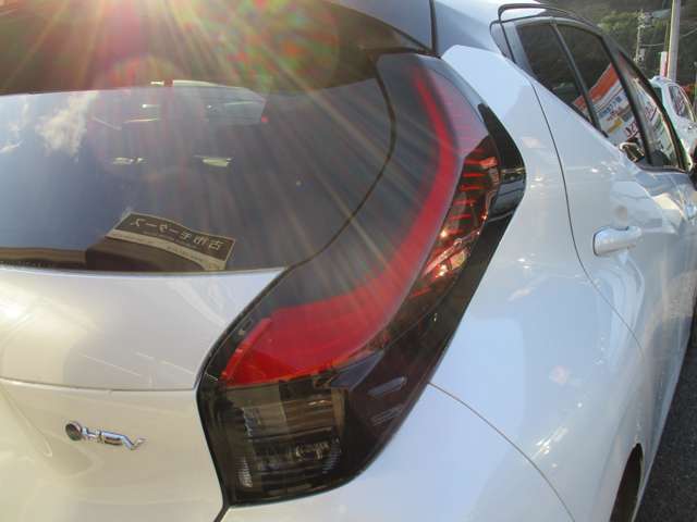 ライトのくすみや小さな傷など、くすんだレンズもある程度まで綺麗に復活します♪お車のライトが気になる方はお気軽にご相談下さいね♪